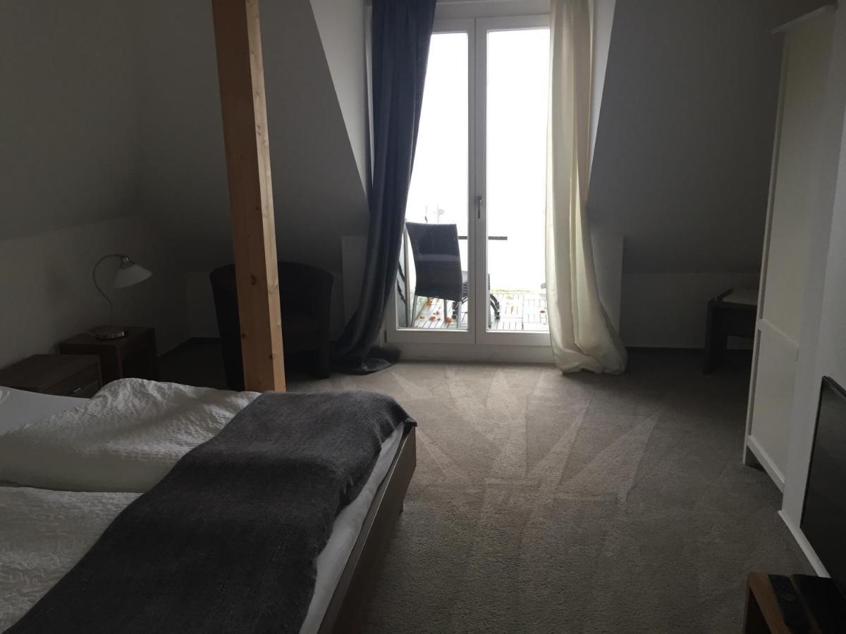 Schwedenfrieden Hotel Билефелд Екстериор снимка